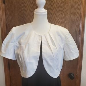 R & K Originals Bolero Short Sleeve Jacket - White - Size Large - NWT